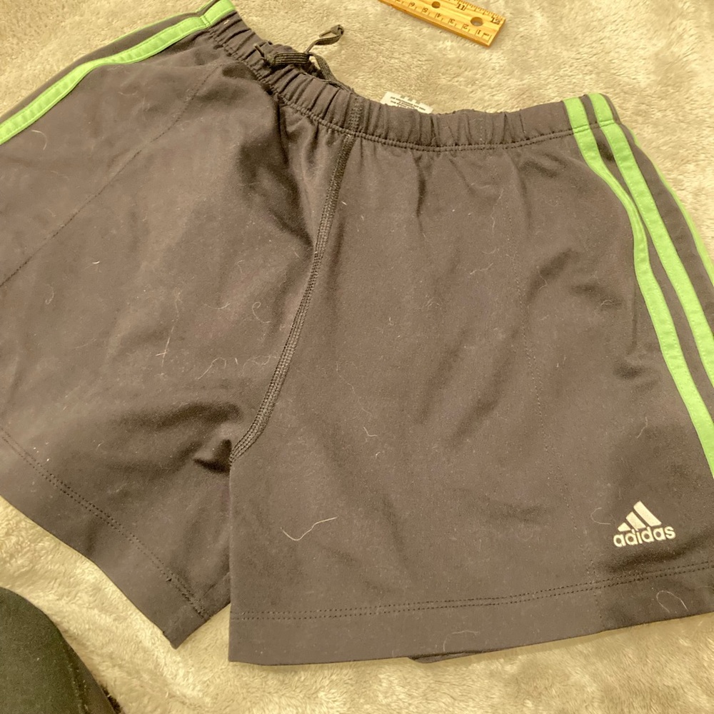 Adidas shorts sz M